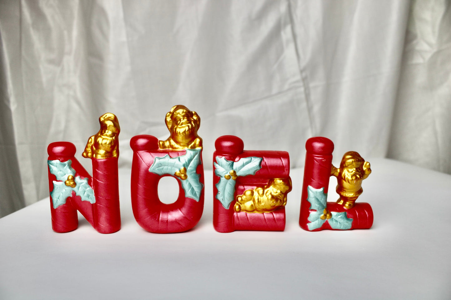 VTG Ceramic Red Gold NOEL Letters